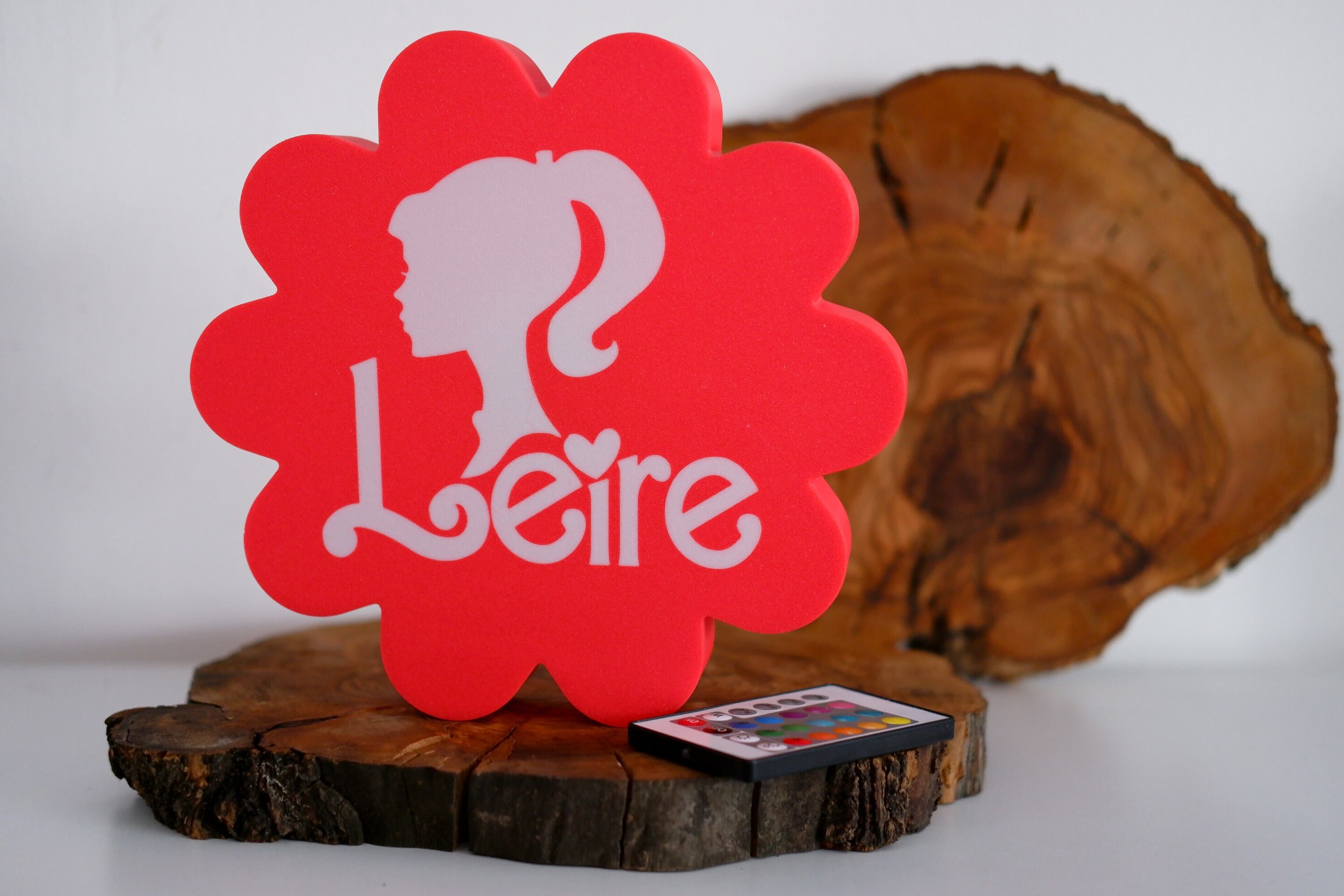 CAJA DE LUZ BARBIE - PERSONALIZADA - 2