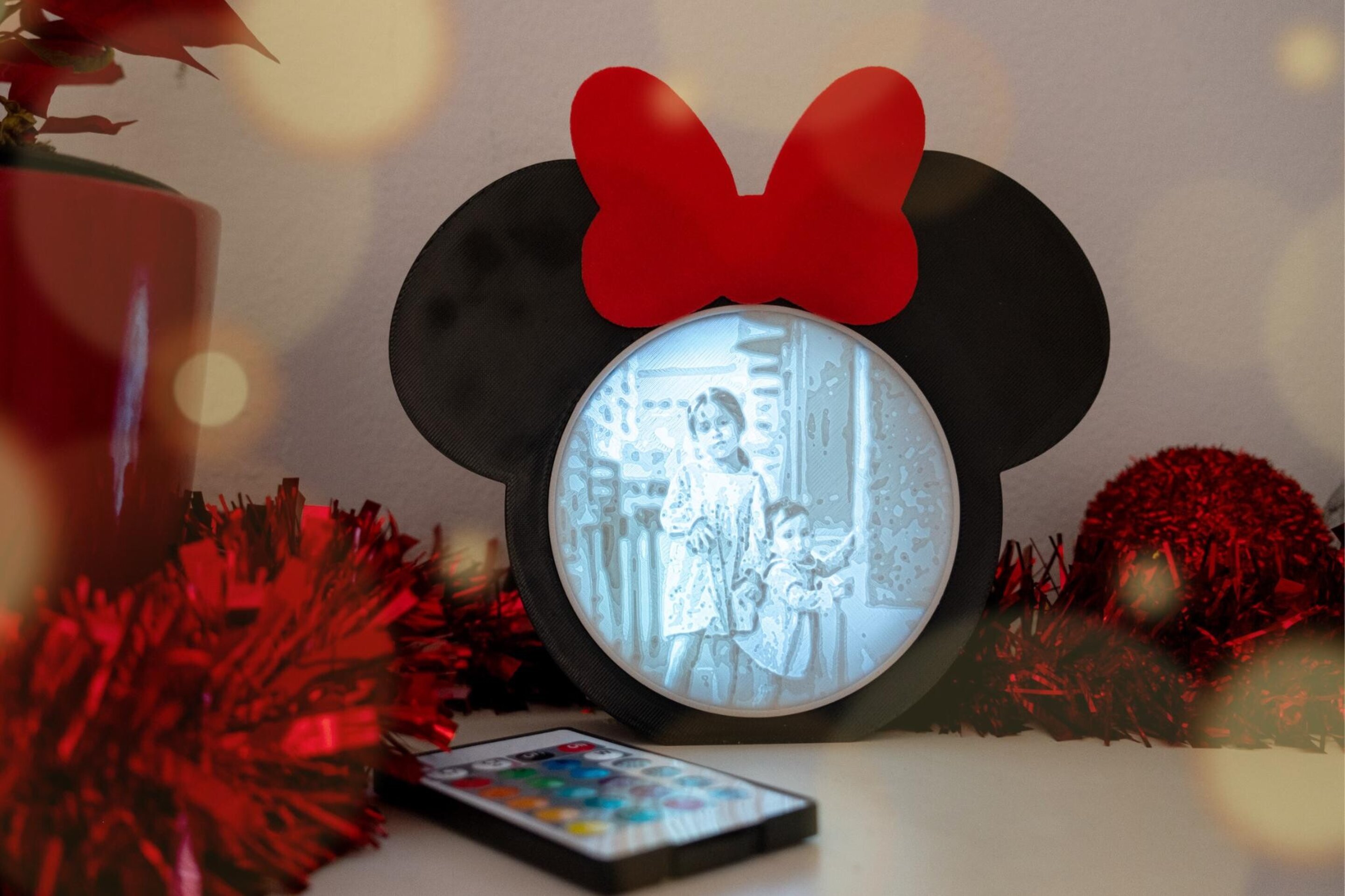 Fotografía retroiluminada estilo Mickey o Minnie - 2